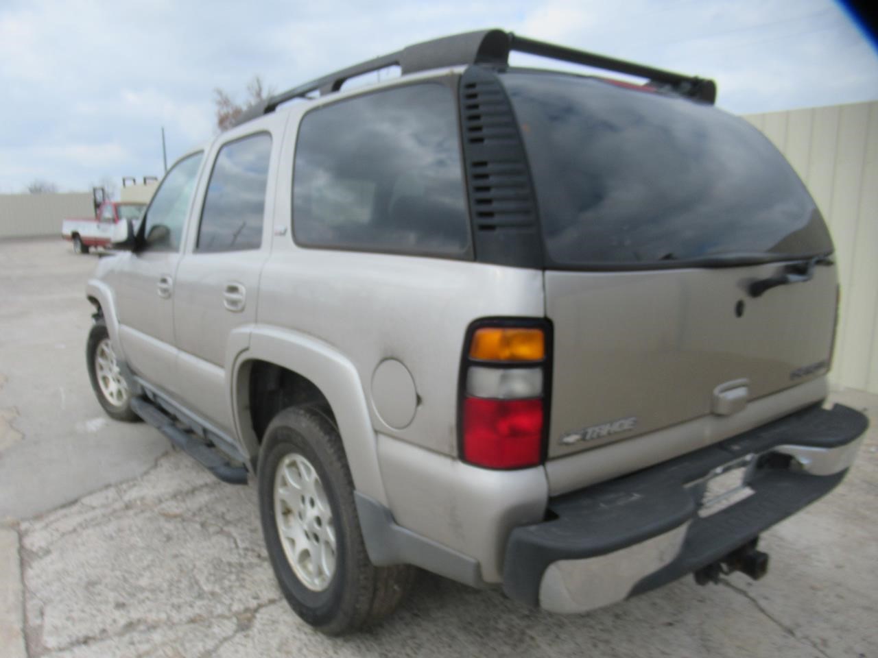 https://f005.backblazeb2.com/file/img-partshotlines-com/Inventory/OK54/Vehicle/38172_07.jpg