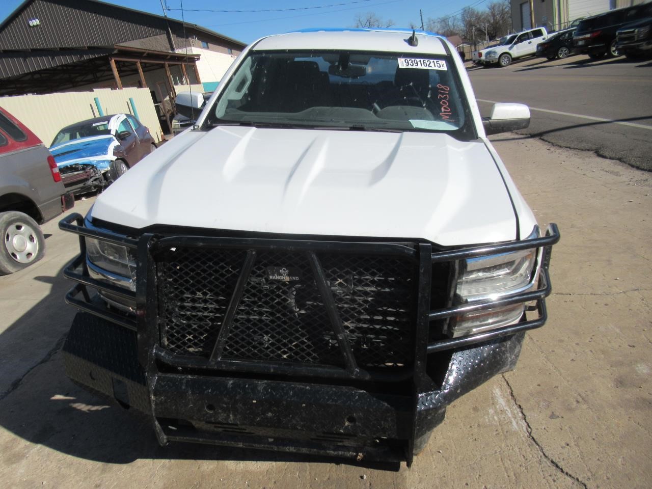 Vehicle/38258_02.jpg