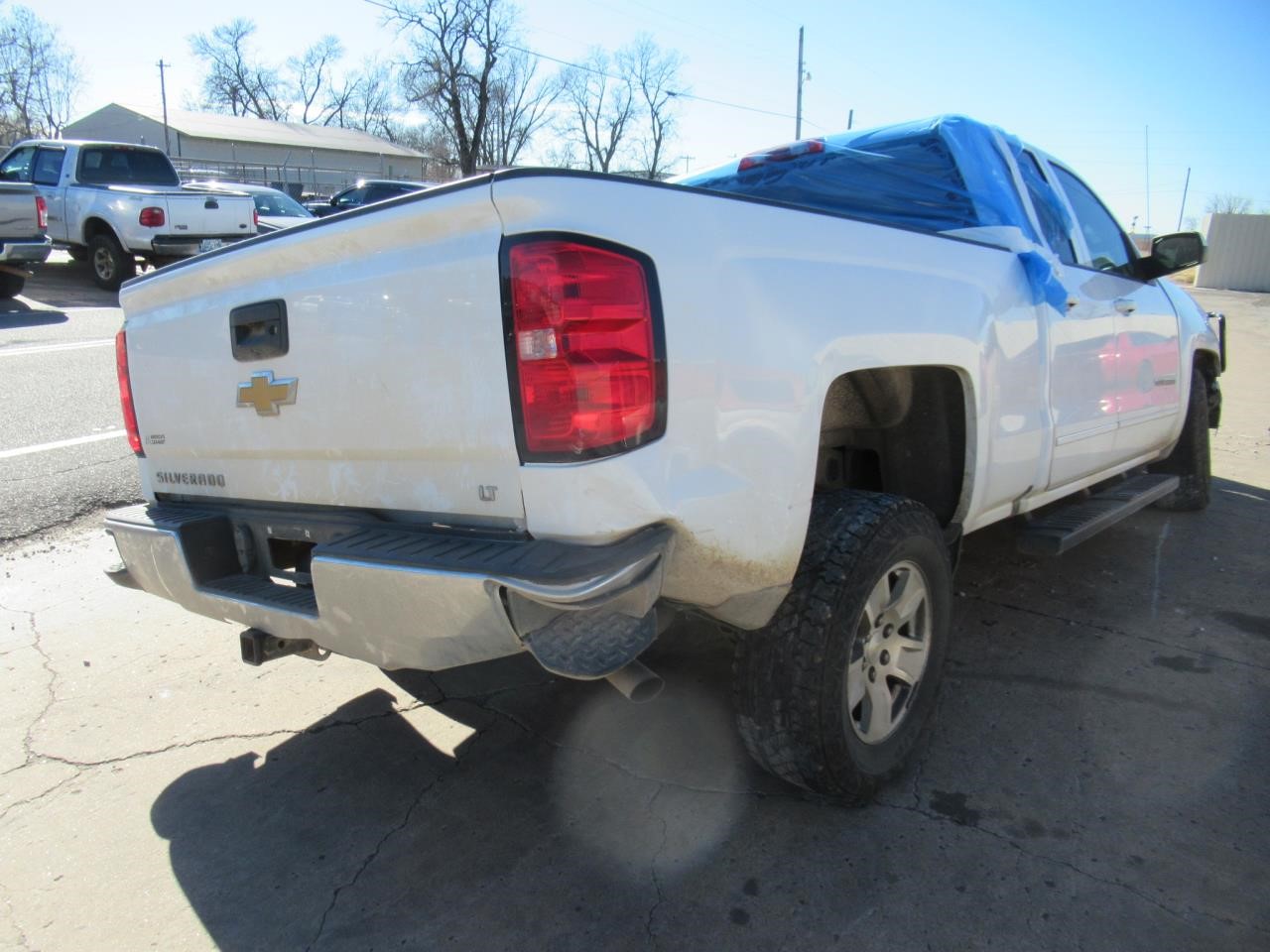 Vehicle/38258_06.jpg