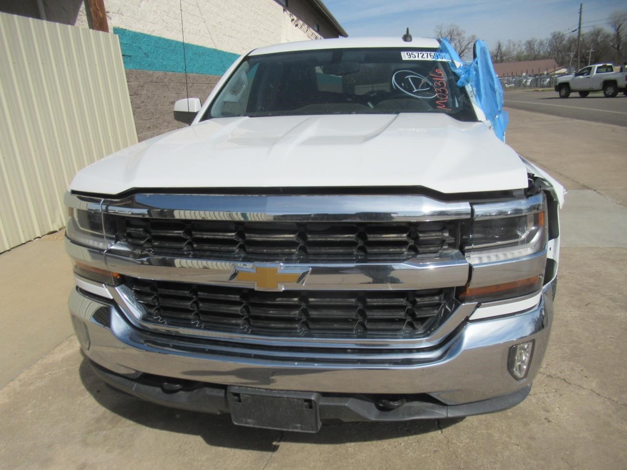 Vehicle/38588_02.jpg