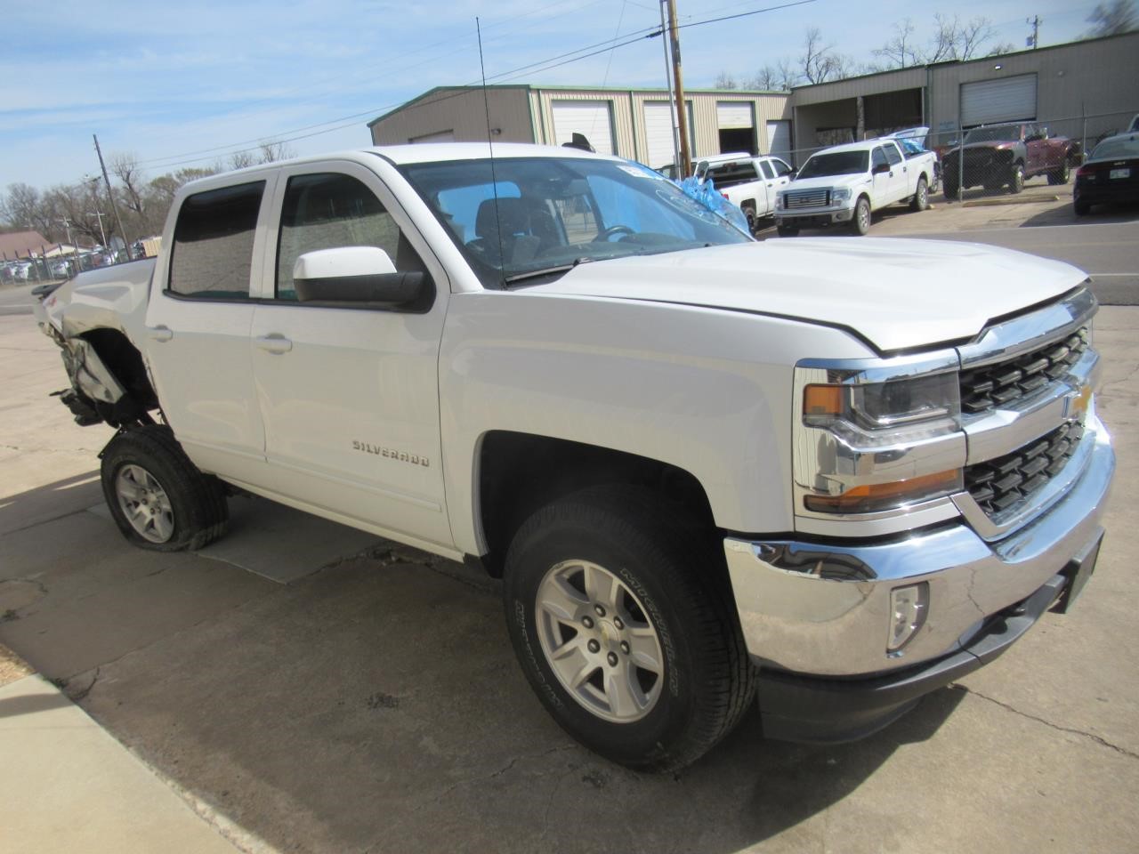 Vehicle/38588_03.jpg