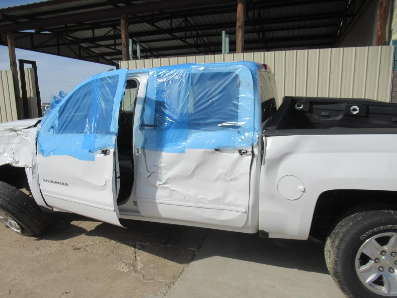 Vehicle/38588_08.jpg