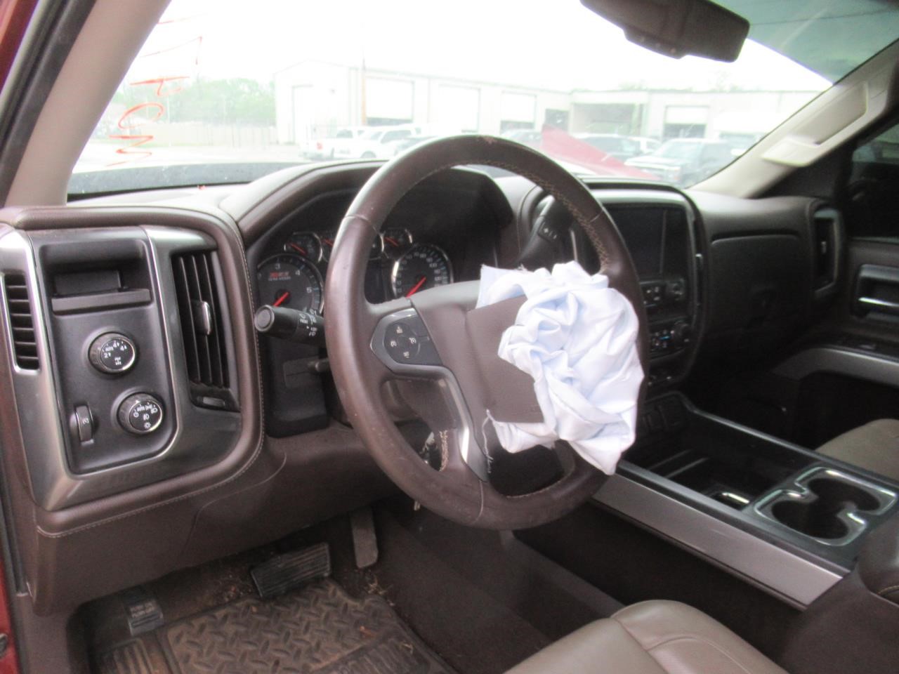 Vehicle/38687_10.jpg