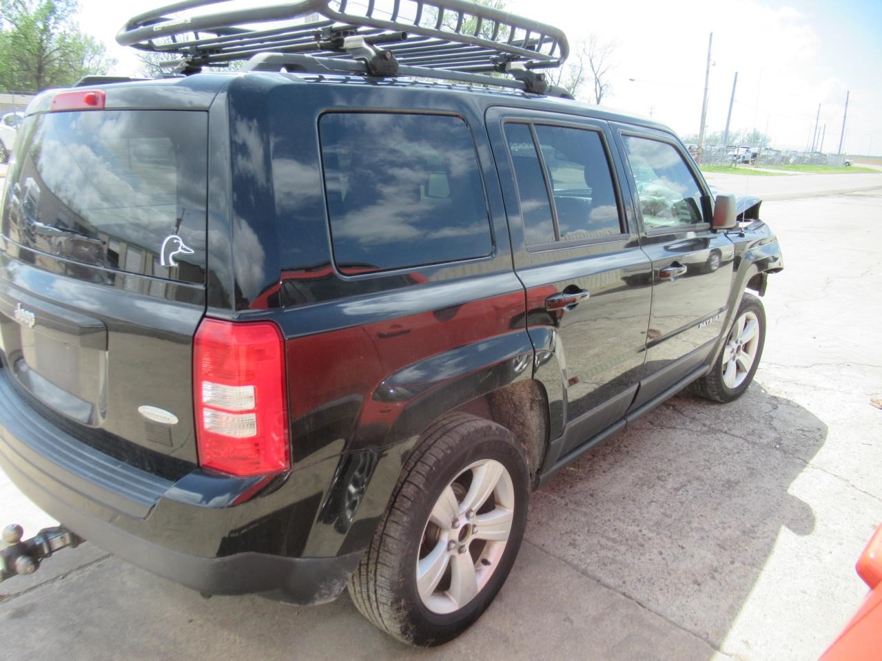 https://f005.backblazeb2.com/file/img-partshotlines-com/Inventory/OK54/Vehicle/38692_05.jpg