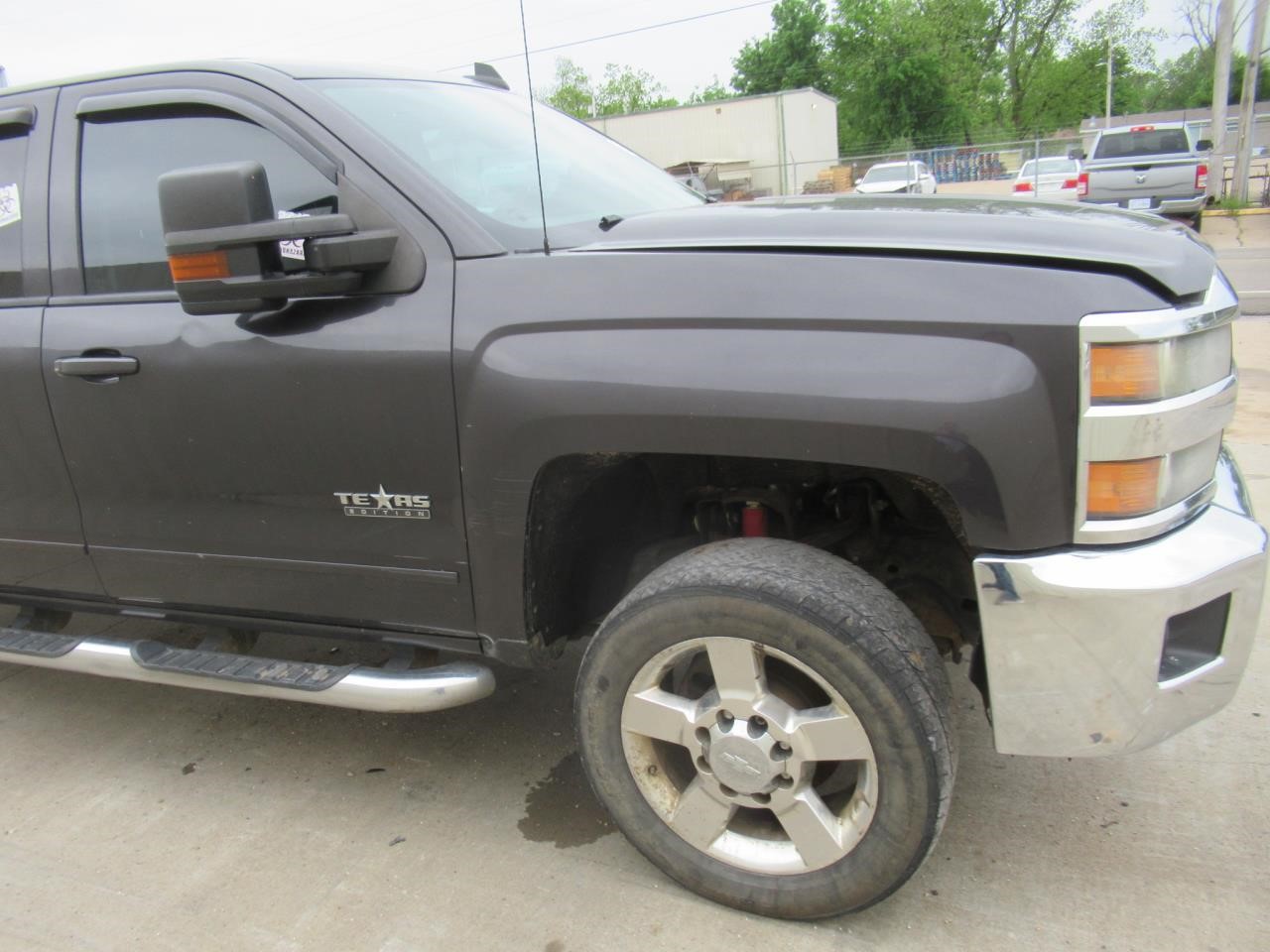 https://f005.backblazeb2.com/file/img-partshotlines-com/Inventory/OK54/Vehicle/38747_04.jpg
