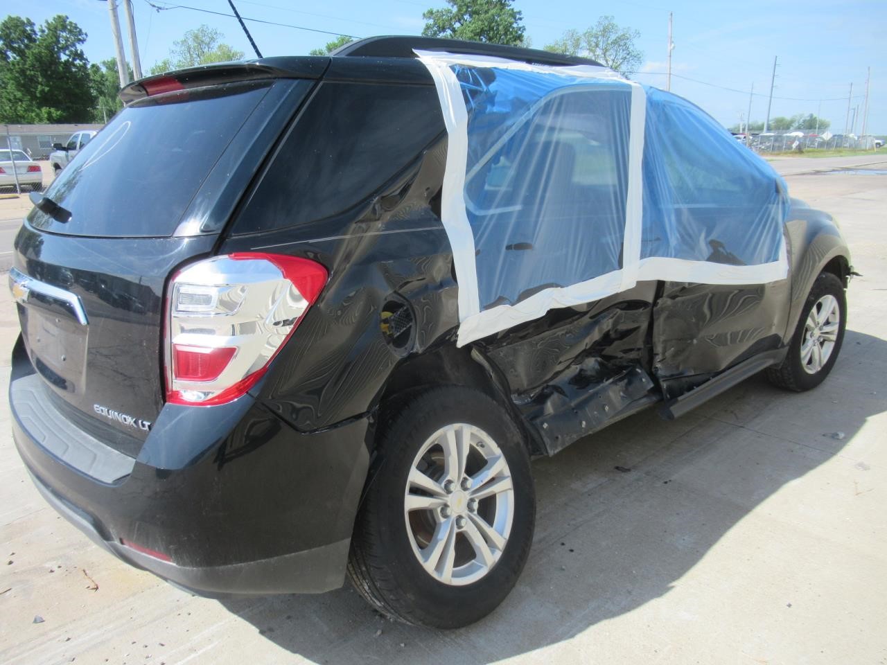 https://f005.backblazeb2.com/file/img-partshotlines-com/Inventory/OK54/Vehicle/38753_05.jpg