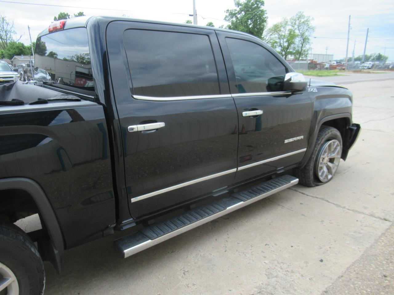 Vehicle/38772_05.jpg
