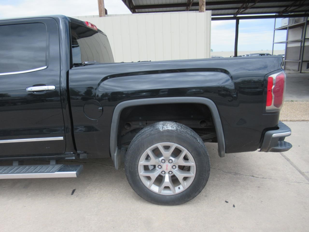Vehicle/38772_09.jpg