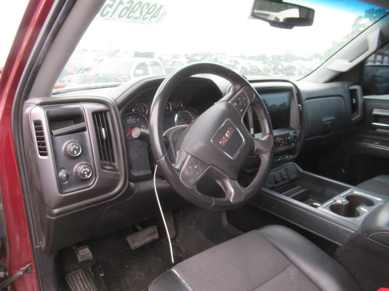 Vehicle/38845_11.jpg