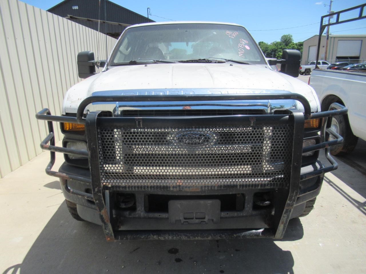 https://f005.backblazeb2.com/file/img-partshotlines-com/Inventory/OK54/Vehicle/38851_02.jpg