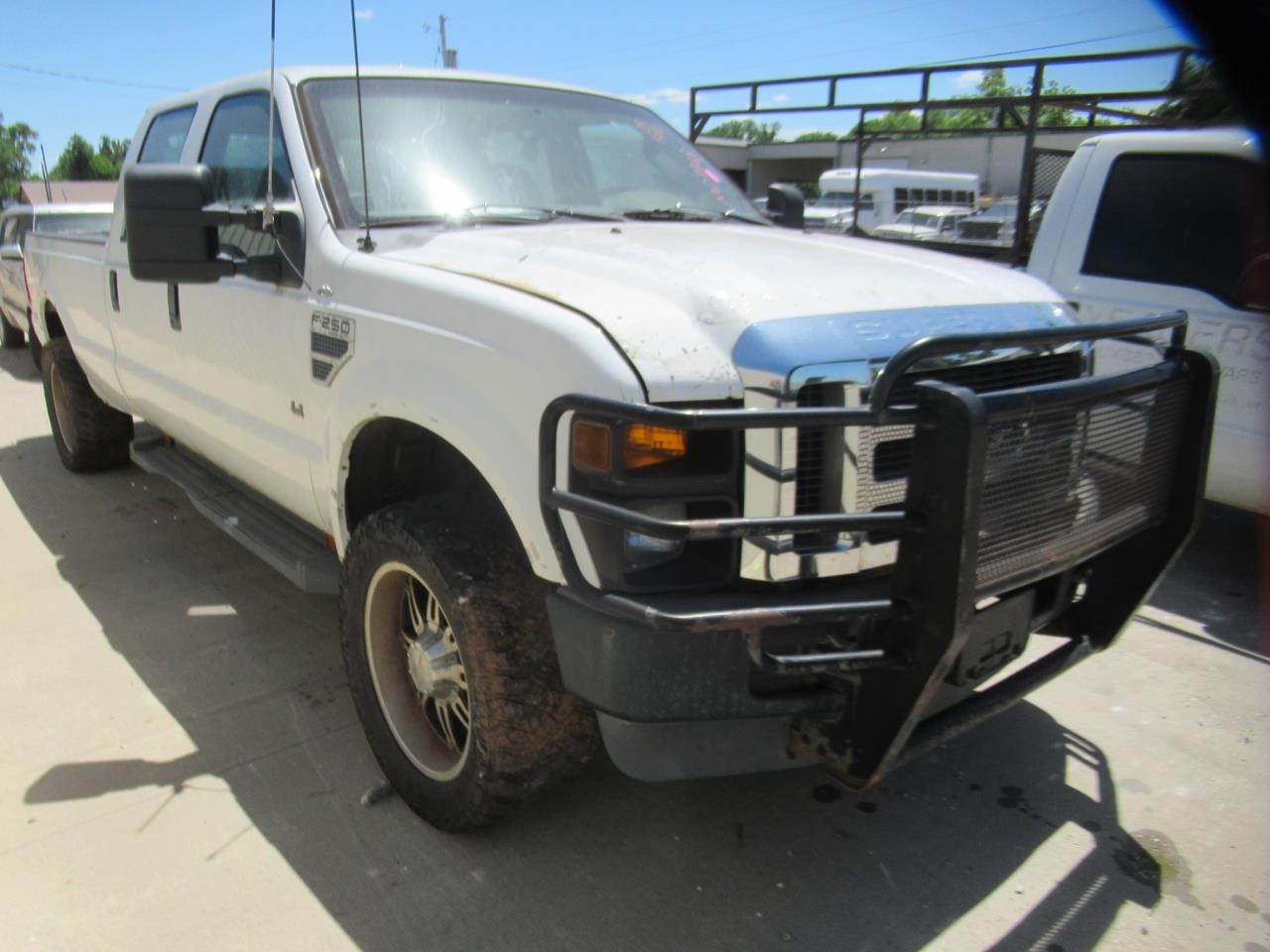 https://f005.backblazeb2.com/file/img-partshotlines-com/Inventory/OK54/Vehicle/38851_03.jpg