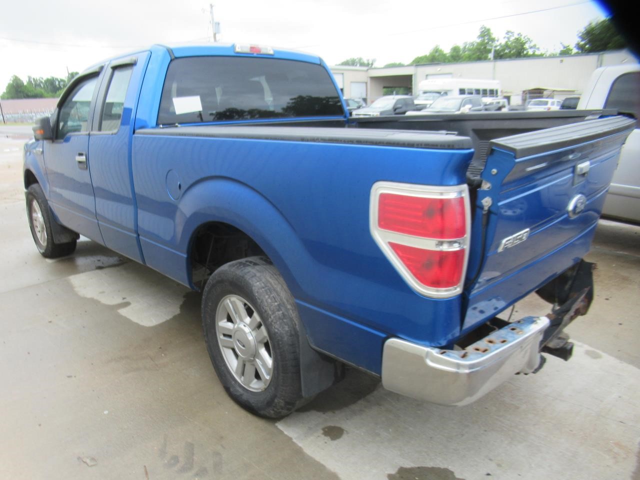 https://f005.backblazeb2.com/file/img-partshotlines-com/Inventory/OK54/Vehicle/38966_07.jpg