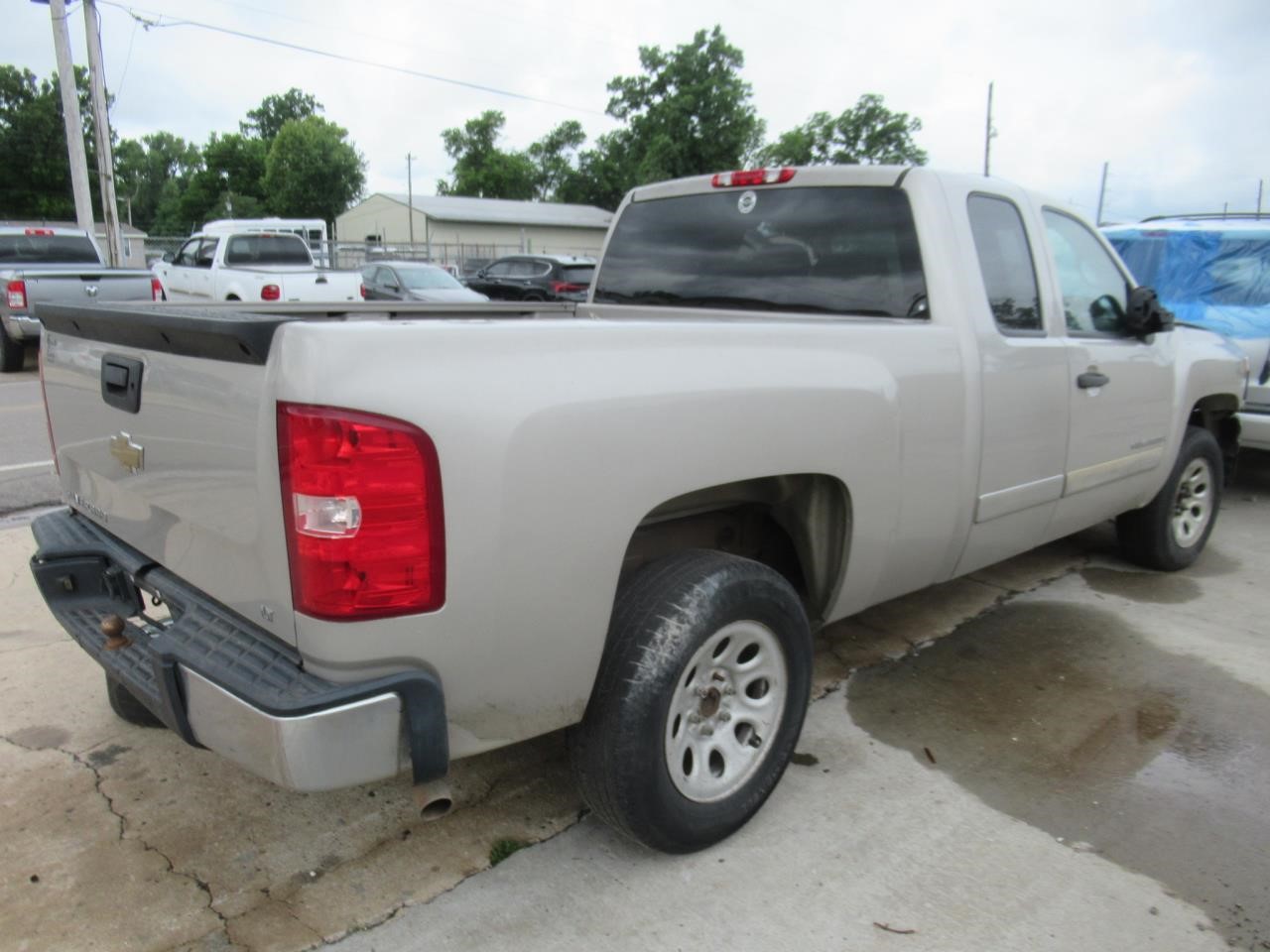https://f005.backblazeb2.com/file/img-partshotlines-com/Inventory/OK54/Vehicle/38968_05.jpg