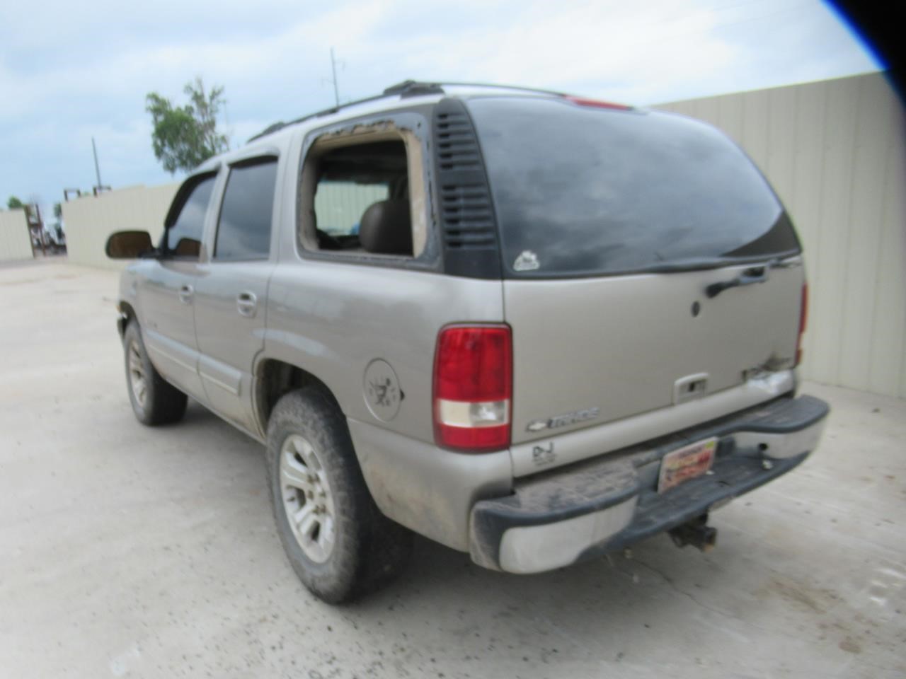 https://f005.backblazeb2.com/file/img-partshotlines-com/Inventory/OK54/Vehicle/39004_08.jpg