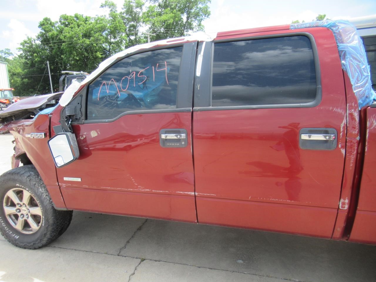 https://f005.backblazeb2.com/file/img-partshotlines-com/Inventory/OK54/Vehicle/39067_10.jpg