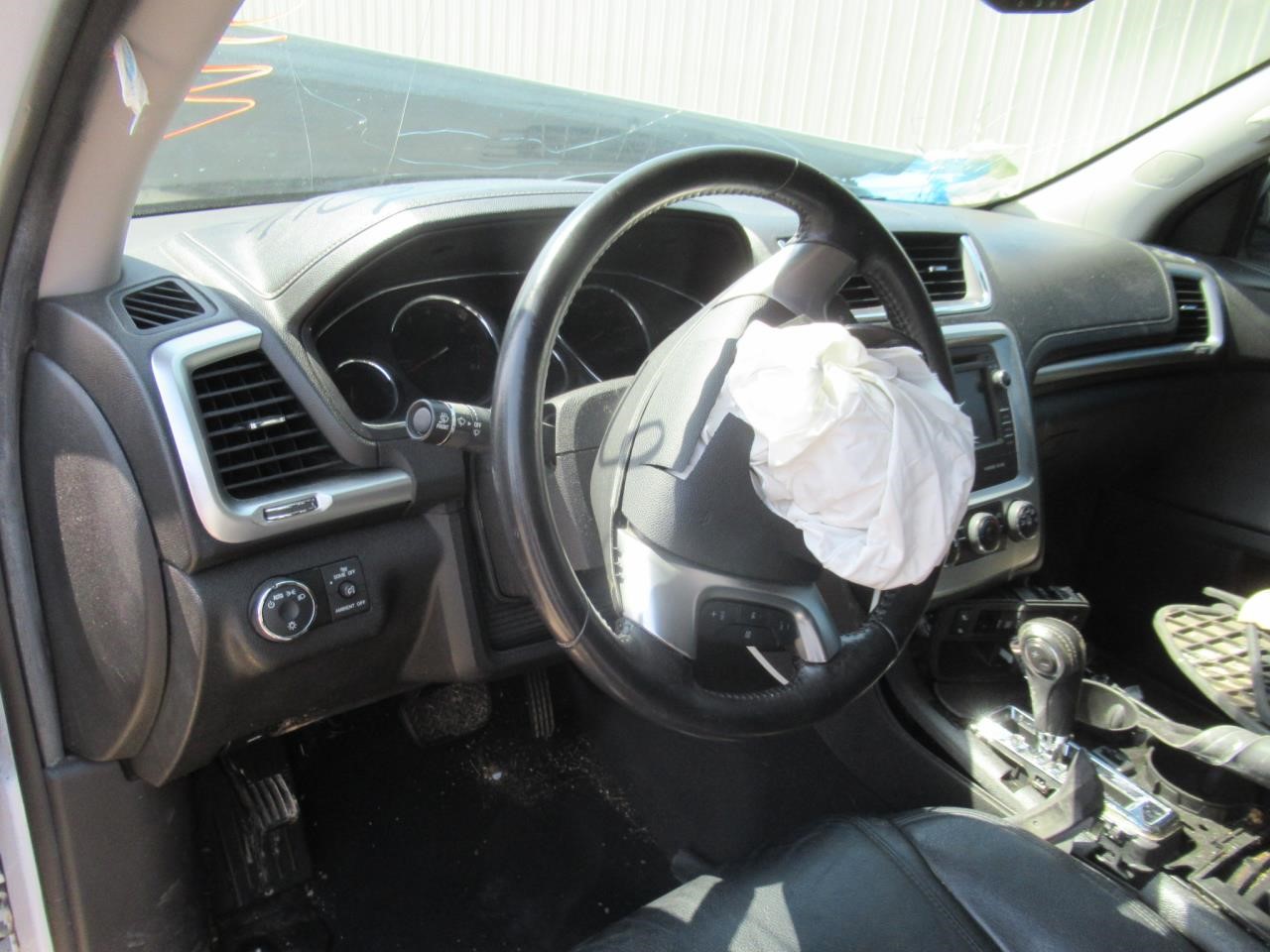 https://f005.backblazeb2.com/file/img-partshotlines-com/Inventory/OK54/Vehicle/39144_12.jpg