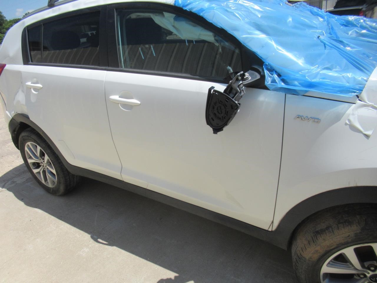 https://f005.backblazeb2.com/file/img-partshotlines-com/Inventory/OK54/Vehicle/39167_04.jpg