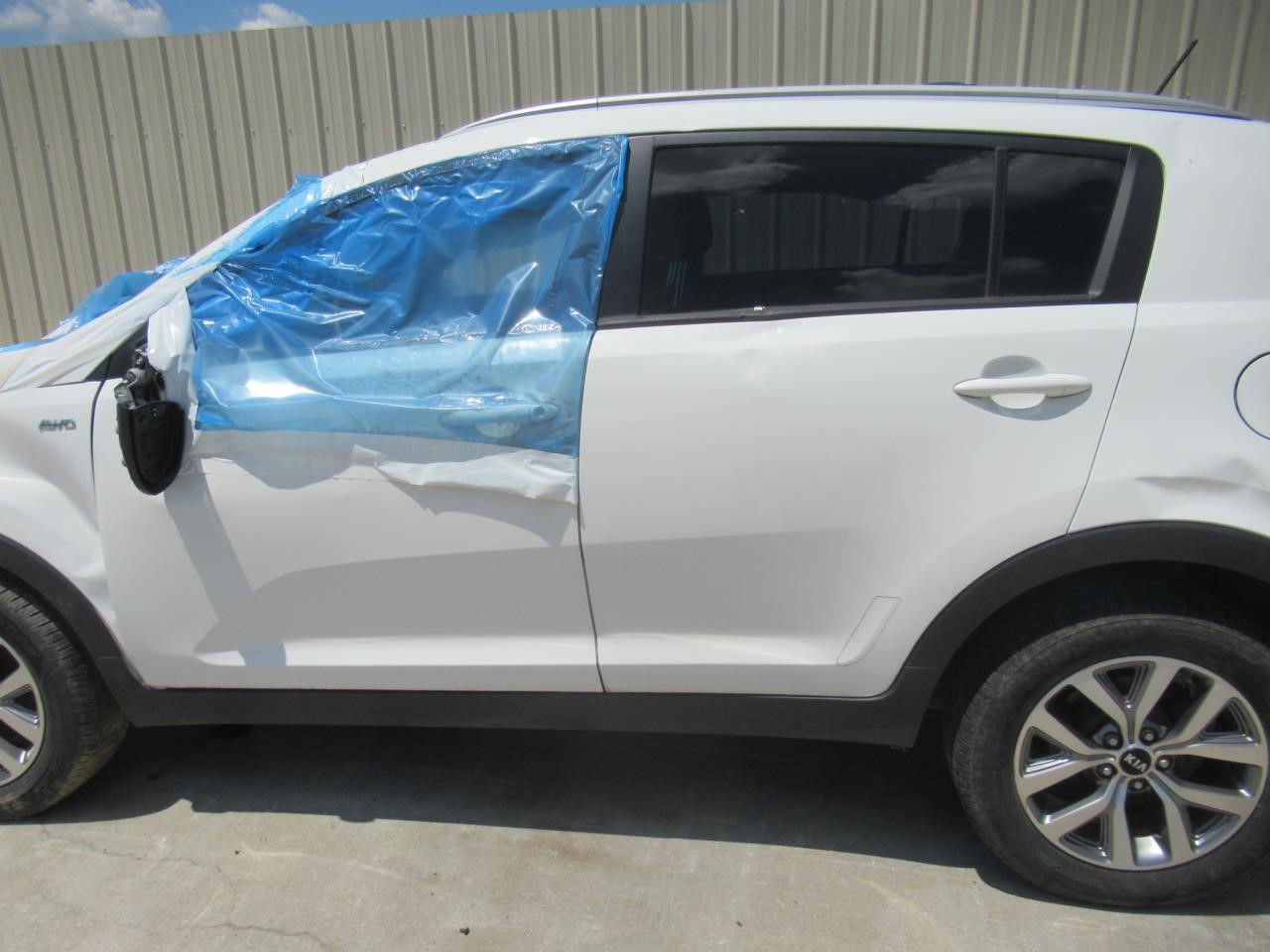 https://f005.backblazeb2.com/file/img-partshotlines-com/Inventory/OK54/Vehicle/39167_08.jpg