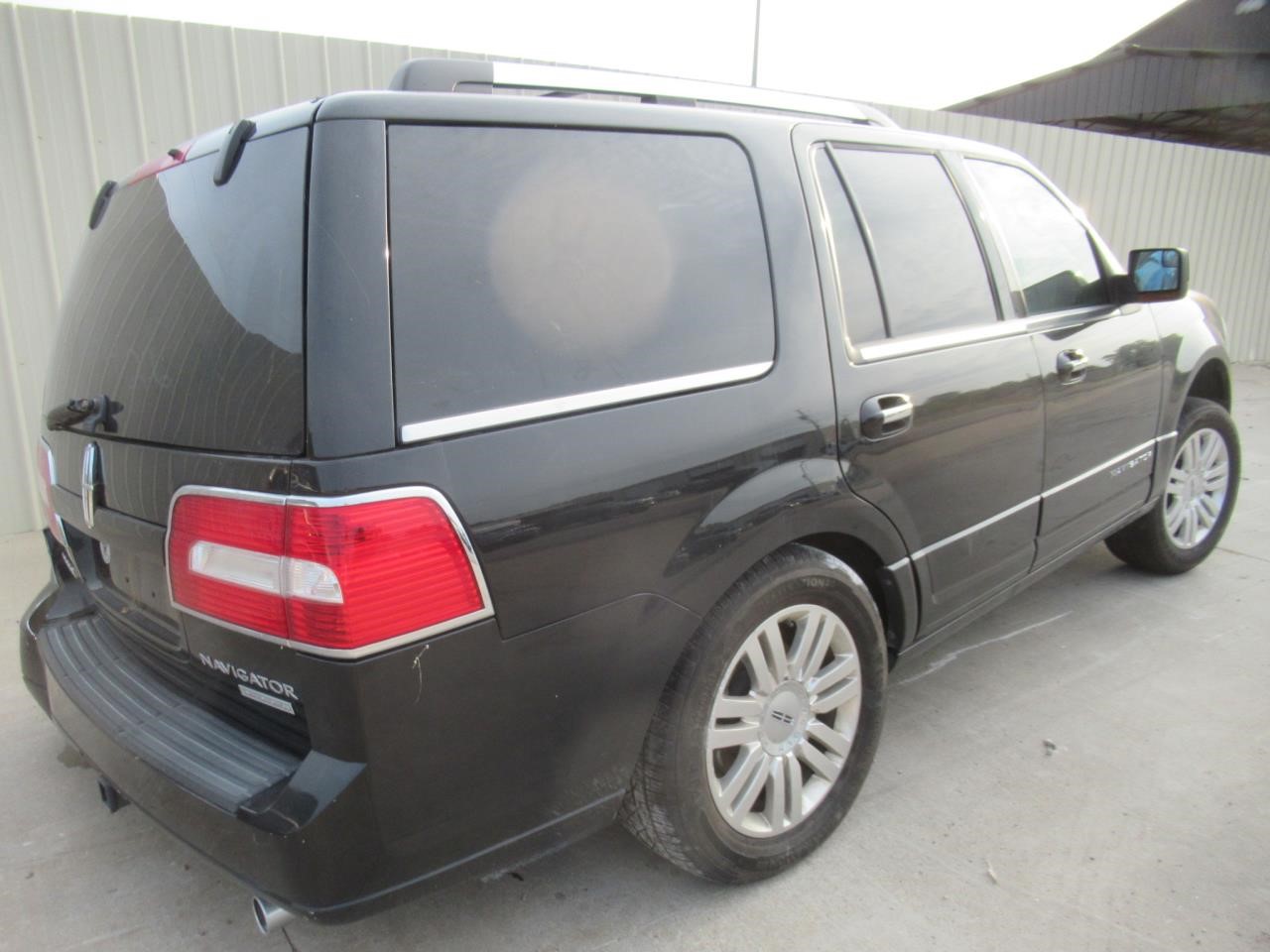 https://f005.backblazeb2.com/file/img-partshotlines-com/Inventory/OK54/Vehicle/39246_06.jpg