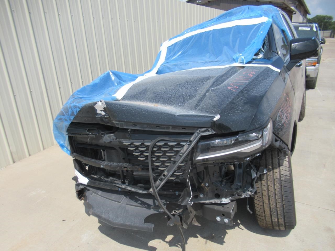 https://f005.backblazeb2.com/file/img-partshotlines-com/Inventory/OK54/Vehicle/39249_02.jpg