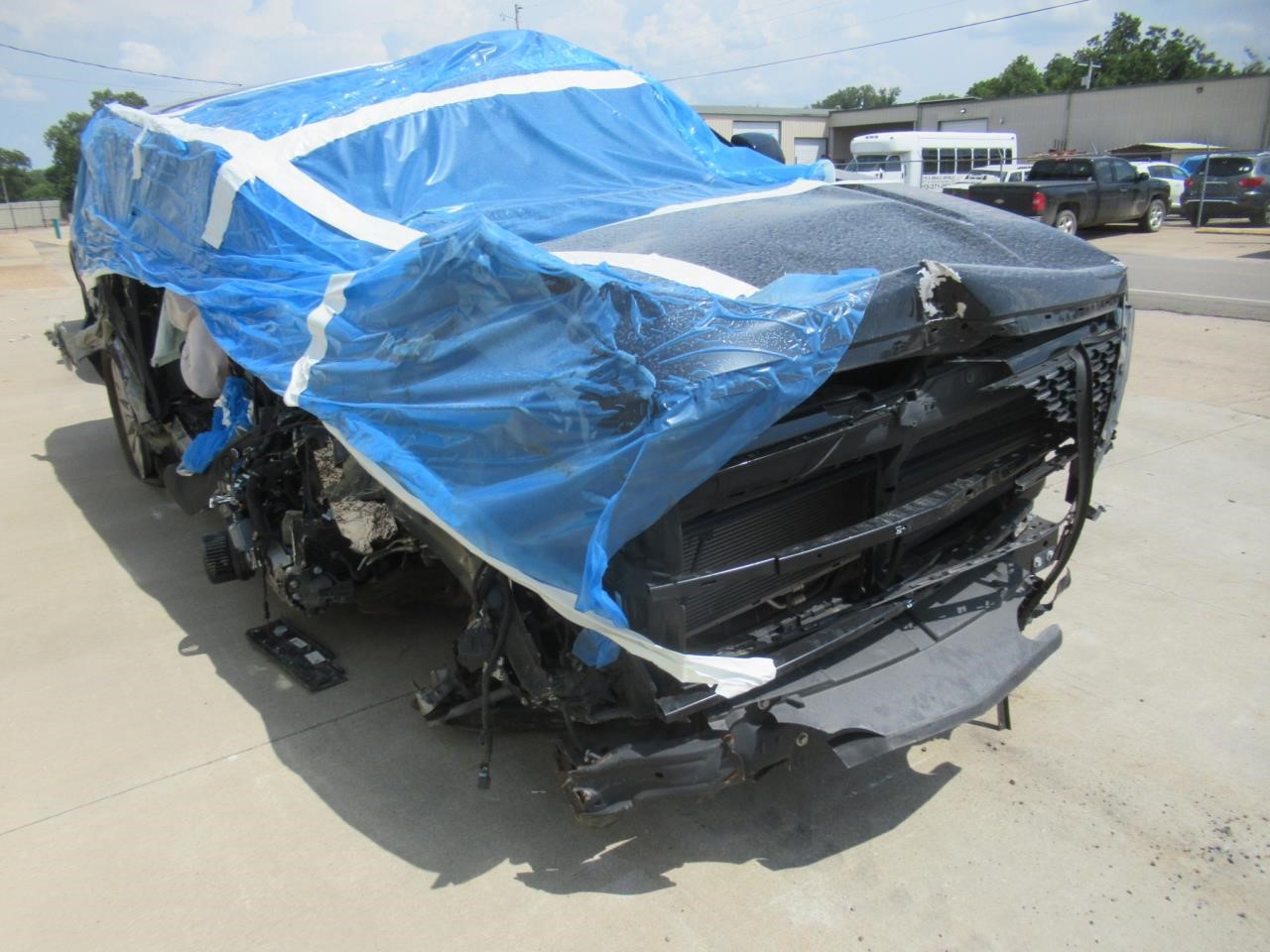 https://f005.backblazeb2.com/file/img-partshotlines-com/Inventory/OK54/Vehicle/39249_03.jpg