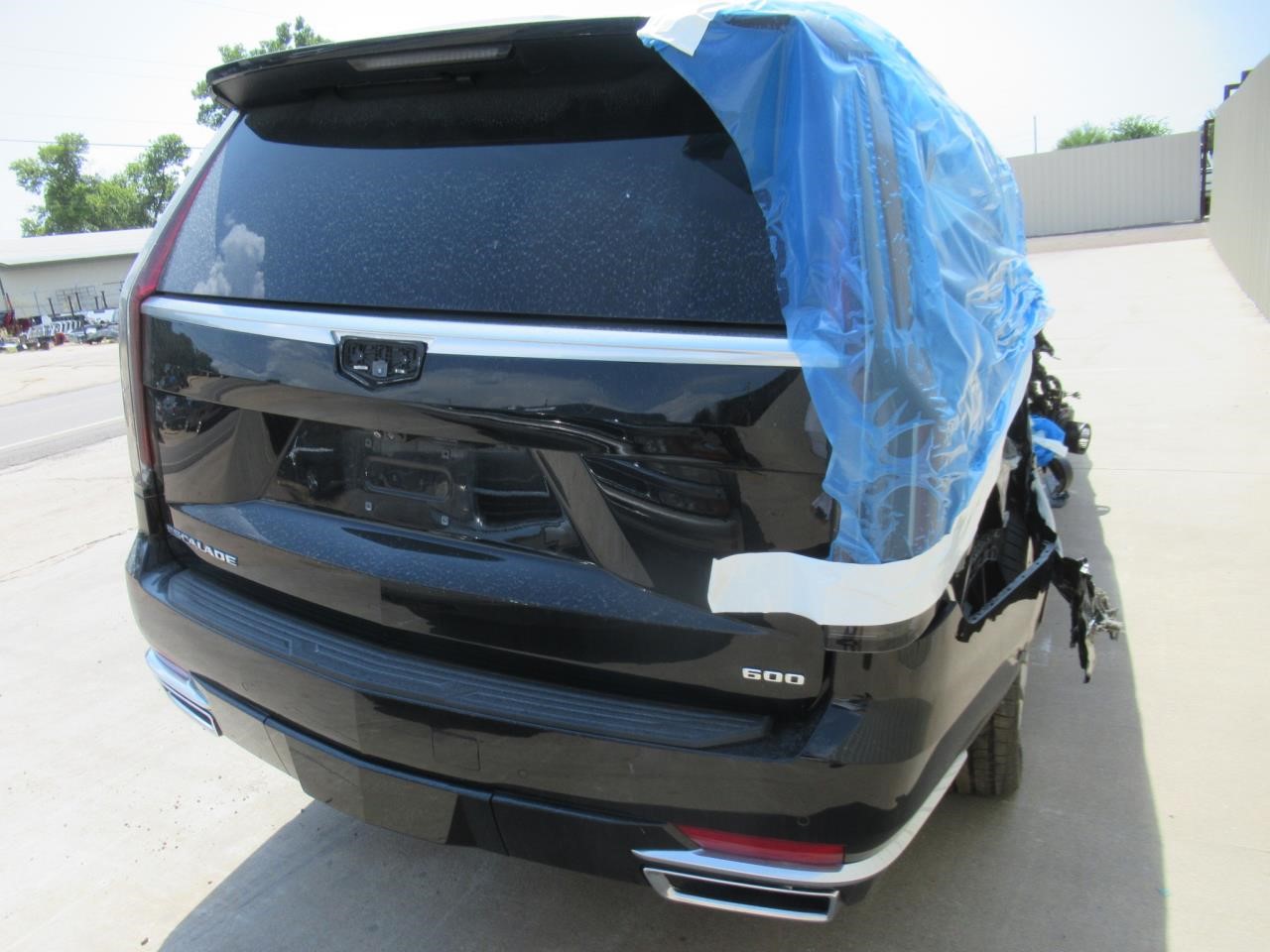 https://f005.backblazeb2.com/file/img-partshotlines-com/Inventory/OK54/Vehicle/39249_07.jpg