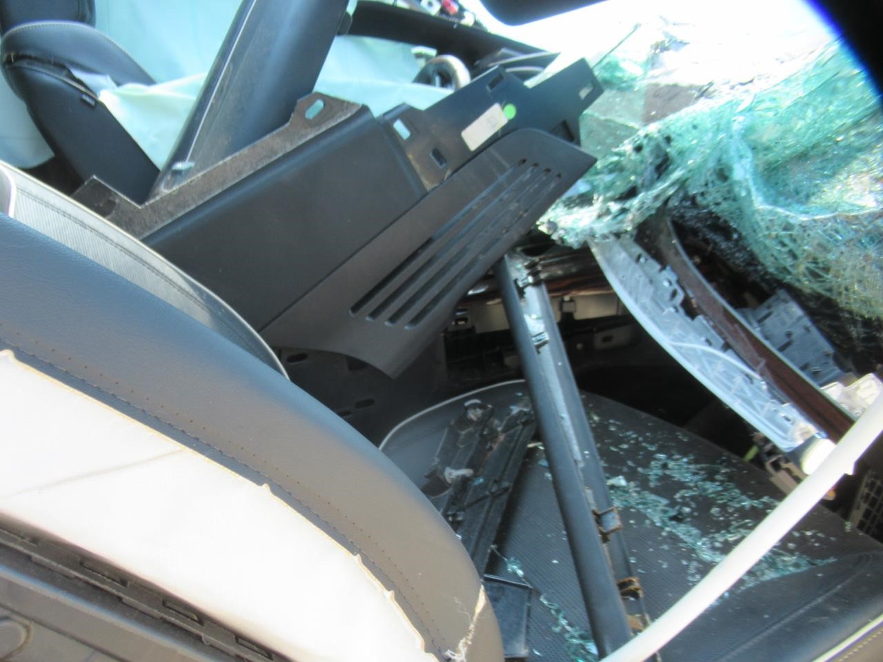 https://f005.backblazeb2.com/file/img-partshotlines-com/Inventory/OK54/Vehicle/39249_10.jpg
