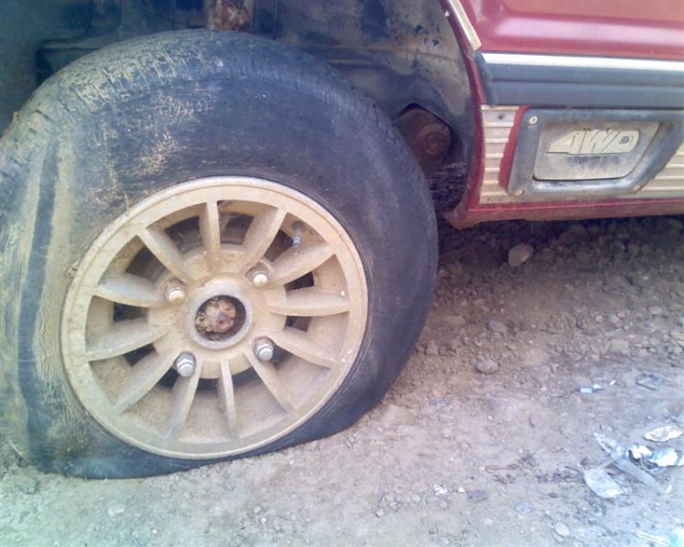 https://f005.backblazeb2.com/file/img-partshotlines-com/Inventory/OK56/Vehicle/2441_09.jpg