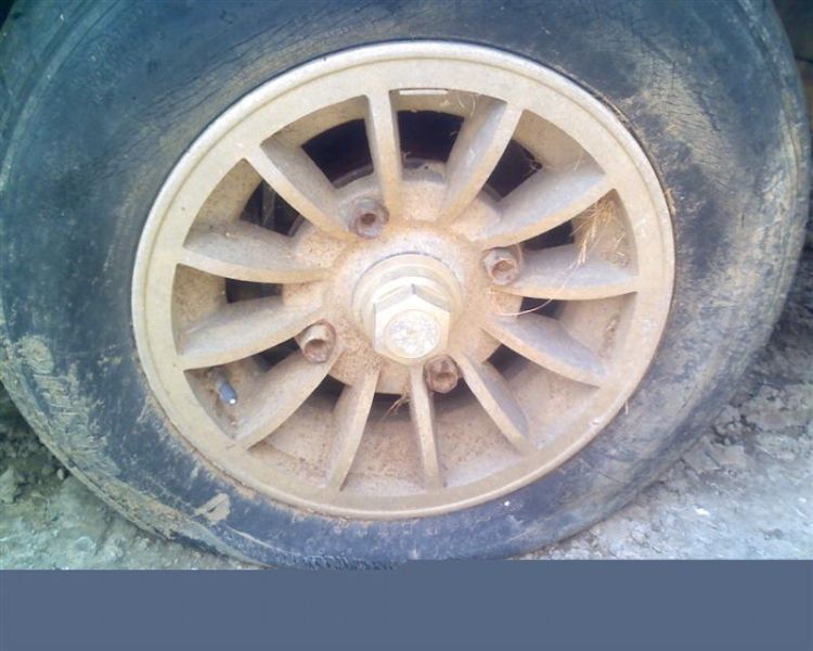 https://f005.backblazeb2.com/file/img-partshotlines-com/Inventory/OK56/Vehicle/2441_10.jpg