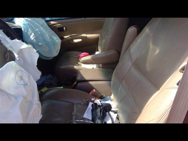 https://f005.backblazeb2.com/file/img-partshotlines-com/Inventory/OK56/Vehicle/5152_08.jpg