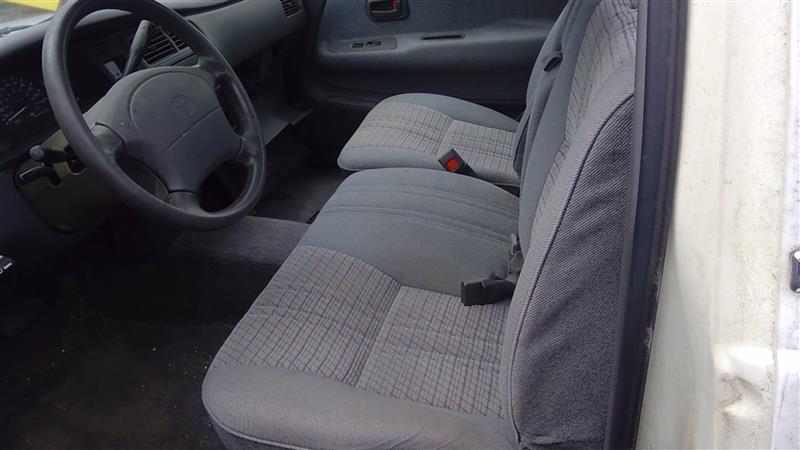 https://f005.backblazeb2.com/file/img-partshotlines-com/Inventory/OK56/Vehicle/5240_06.jpg