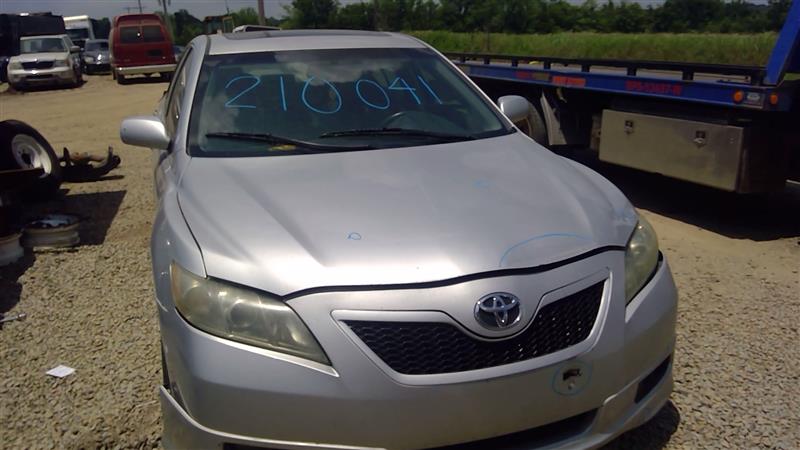 https://f005.backblazeb2.com/file/img-partshotlines-com/Inventory/OK56/Vehicle/5320_01.jpg