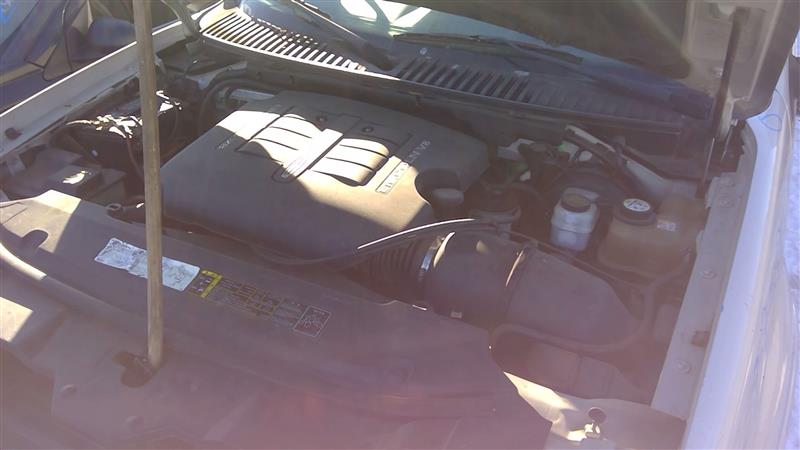 https://f005.backblazeb2.com/file/img-partshotlines-com/Inventory/OK56/Vehicle/5587_09.jpg