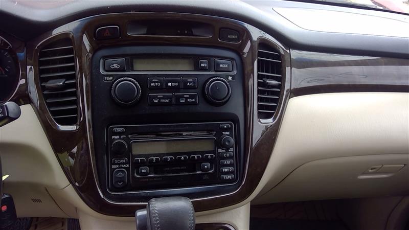 https://f005.backblazeb2.com/file/img-partshotlines-com/Inventory/OK56/Vehicle/5639_08.jpg