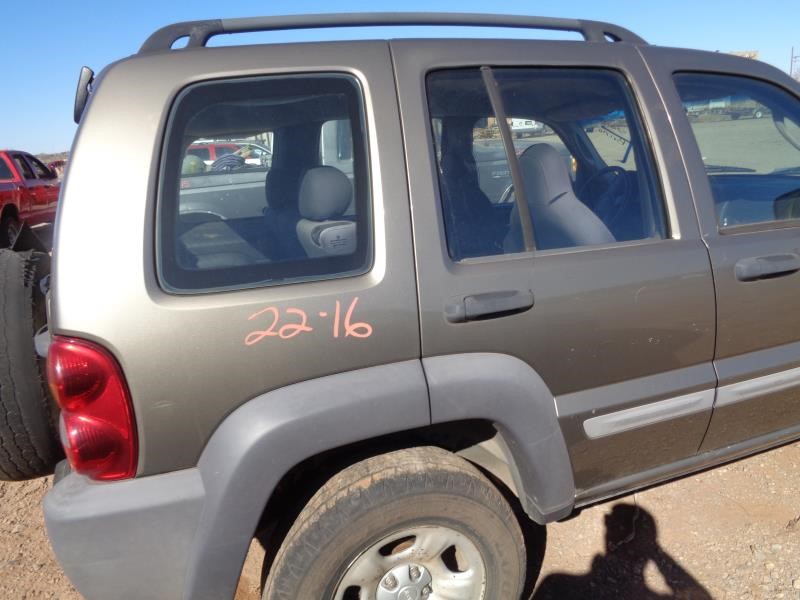 https://f005.backblazeb2.com/file/img-partshotlines-com/Inventory/OK77/Vehicle/6871_04.jpg