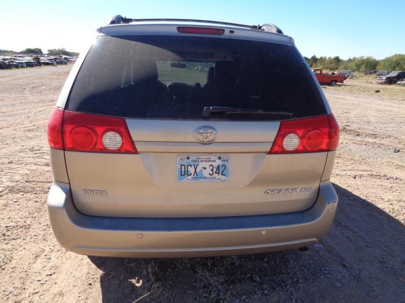 https://f005.backblazeb2.com/file/img-partshotlines-com/Inventory/OK77/Vehicle/7370_01.jpg