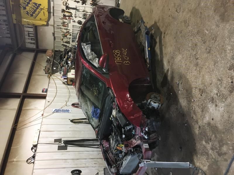 https://f005.backblazeb2.com/file/img-partshotlines-com/Inventory/OK8/Vehicle/2021_01.jpg