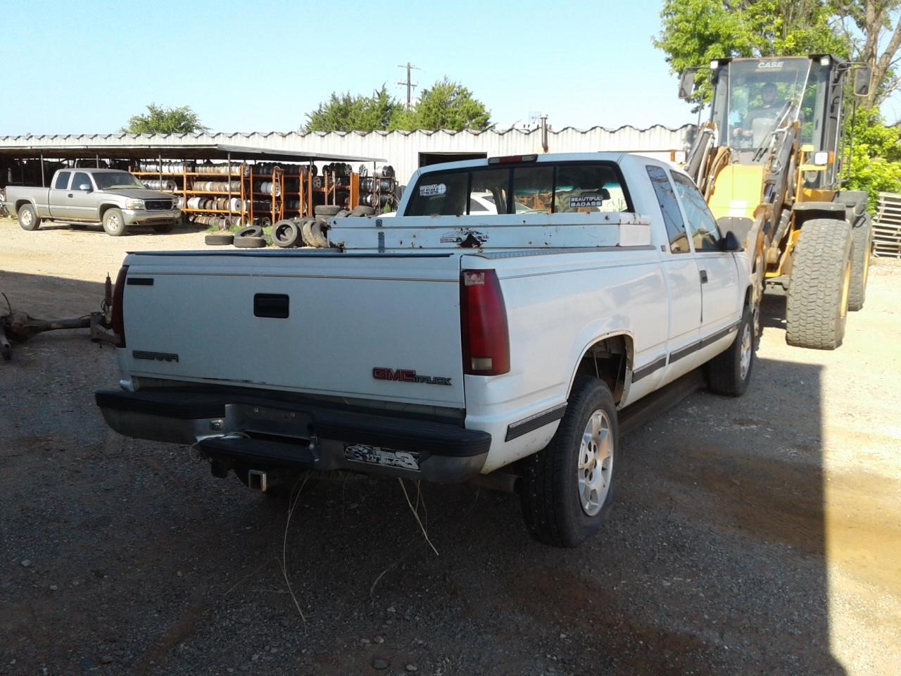 https://f005.backblazeb2.com/file/img-partshotlines-com/Inventory/OK8/Vehicle/2308_03.jpg