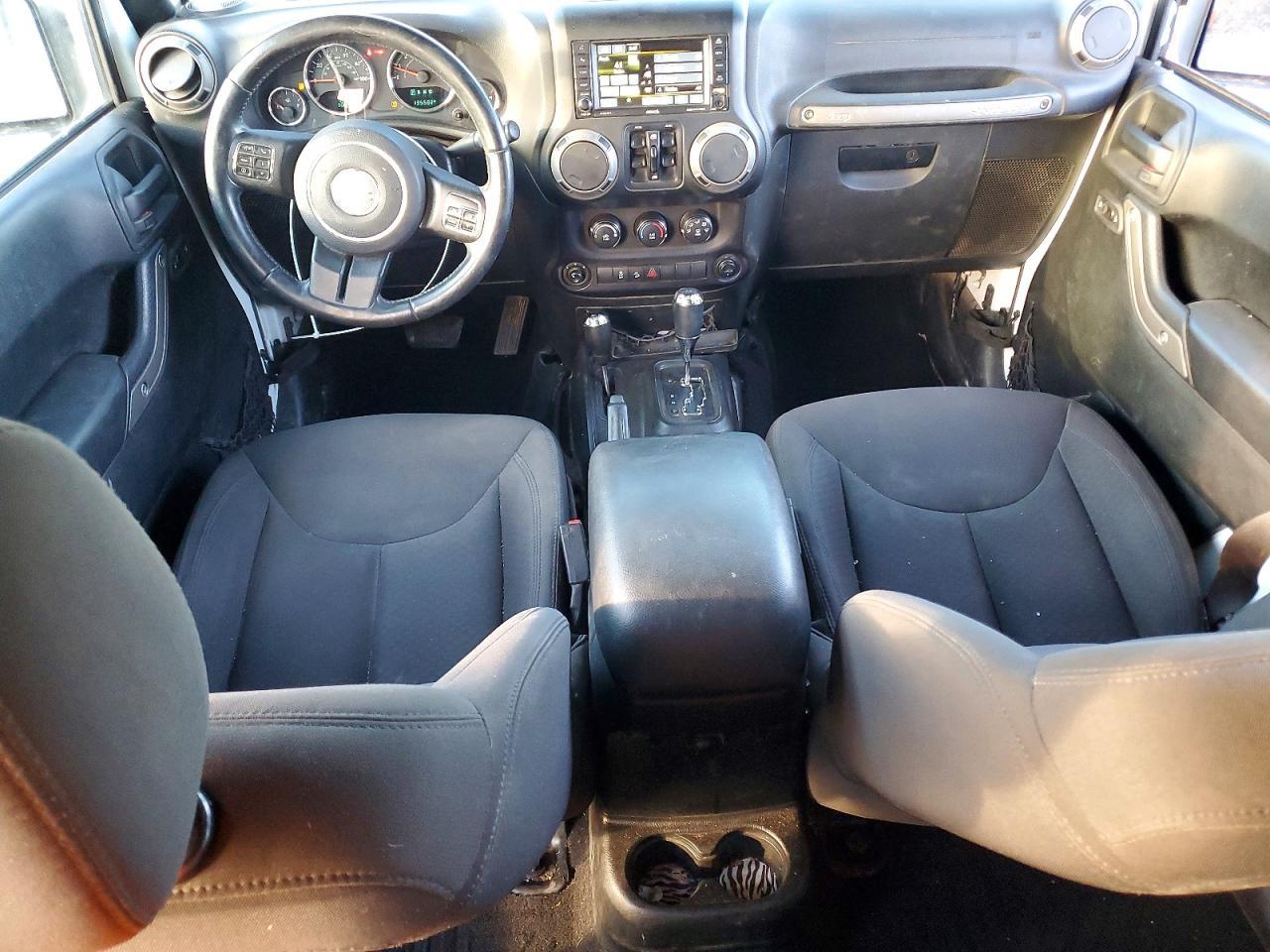 g/h/i/e/g/d400ae22-cf6b-4aad-a4ab-a23da4e335eb.jpg