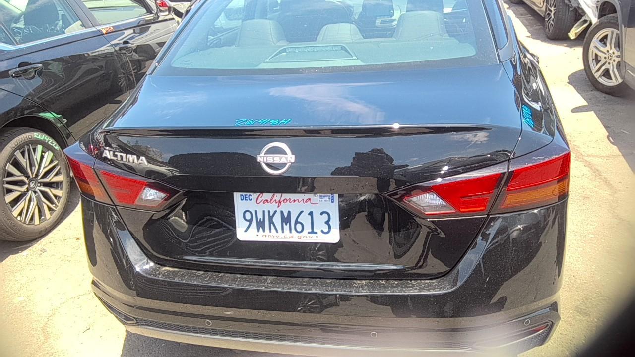 g/i/a/g/b/7e42a323-a9dd-46b5-af7e-054d92ea1638.jpeg