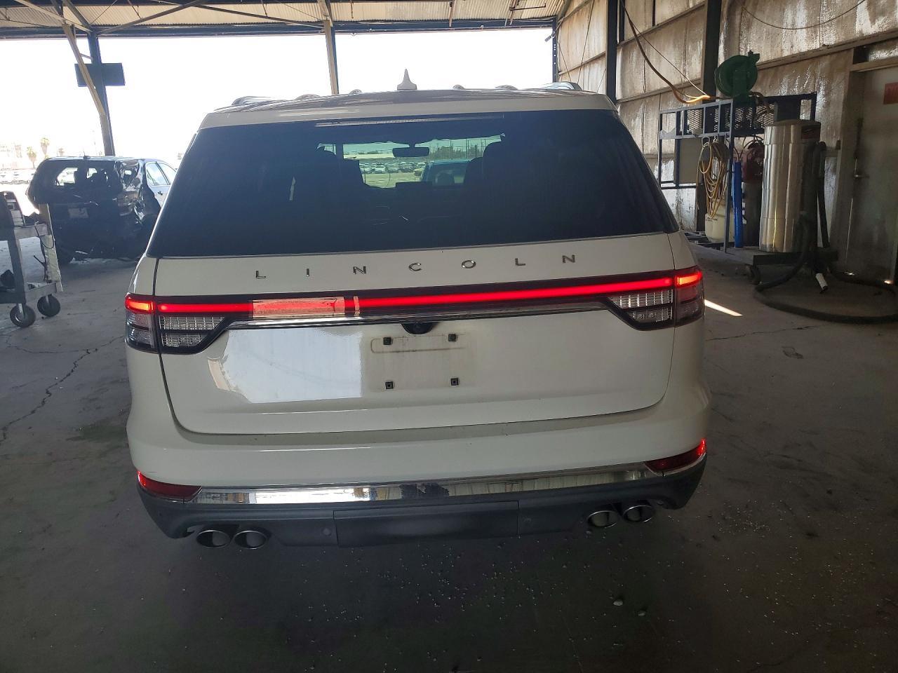 g/i/c/j/j/238dd71e-8da3-40ba-851b-ea08b4a1b852.jpg