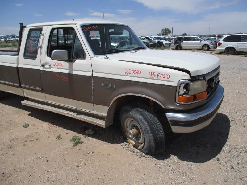 https://f005.backblazeb2.com/file/img-partshotlines-com/Inventory/SW30/Vehicle/10116_09.jpg