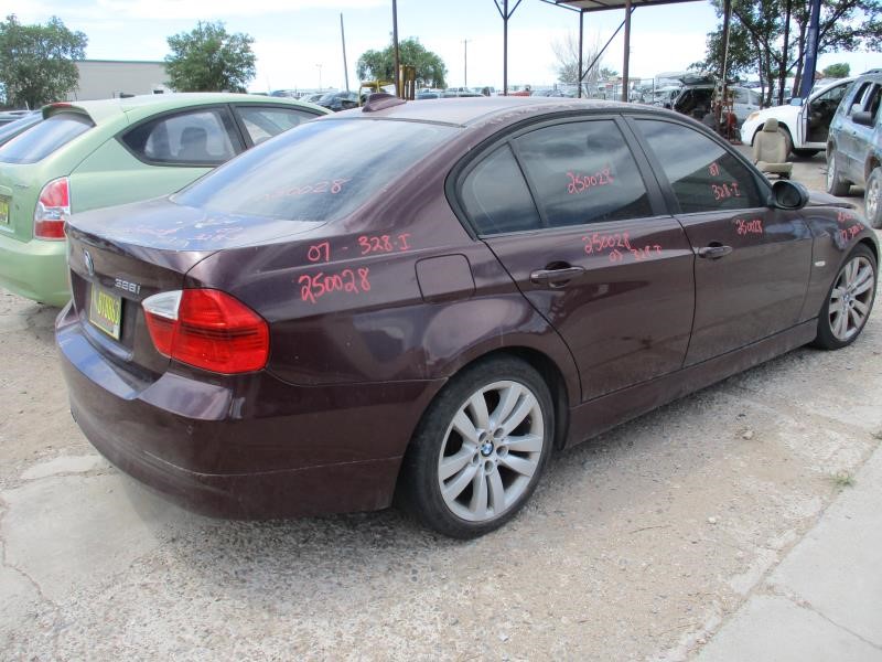 https://f005.backblazeb2.com/file/img-partshotlines-com/Inventory/SW30/Vehicle/10166_05.jpg