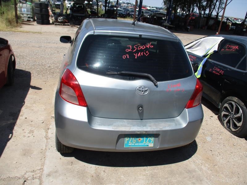 https://f005.backblazeb2.com/file/img-partshotlines-com/Inventory/SW30/Vehicle/10416_03.jpg
