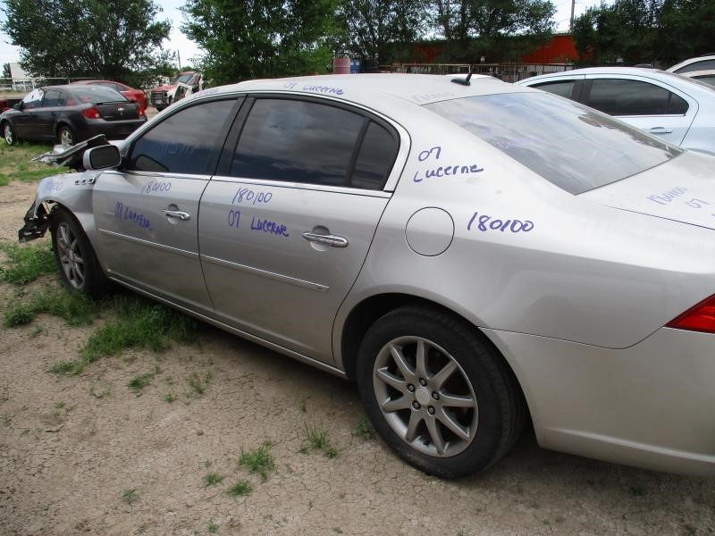 https://f005.backblazeb2.com/file/img-partshotlines-com/Inventory/SW30/Vehicle/4864_03.jpg