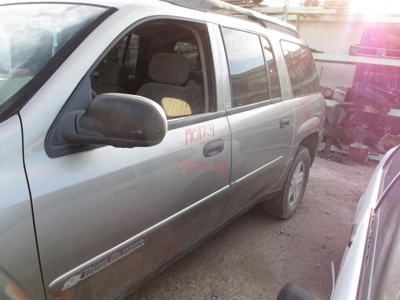 https://f005.backblazeb2.com/file/img-partshotlines-com/Inventory/SW30/Vehicle/5756_03.jpg