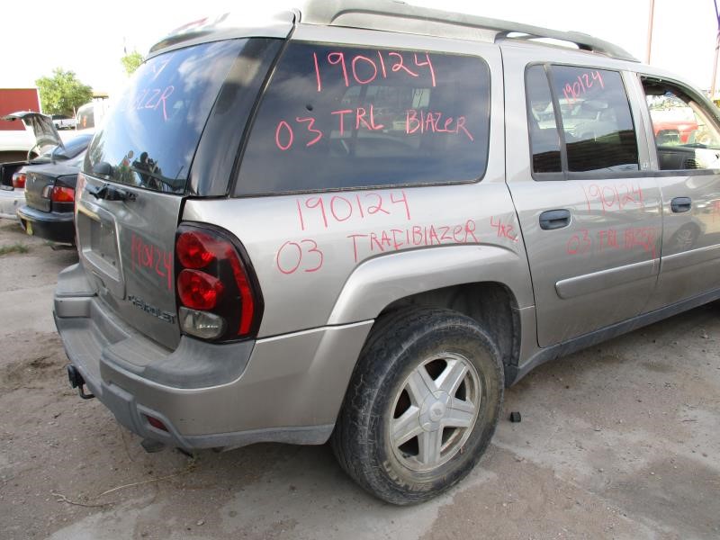 https://f005.backblazeb2.com/file/img-partshotlines-com/Inventory/SW30/Vehicle/5756_06.jpg