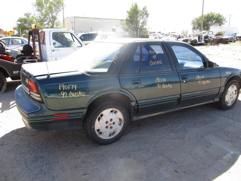 https://f005.backblazeb2.com/file/img-partshotlines-com/Inventory/SW30/Vehicle/5887_05.jpg