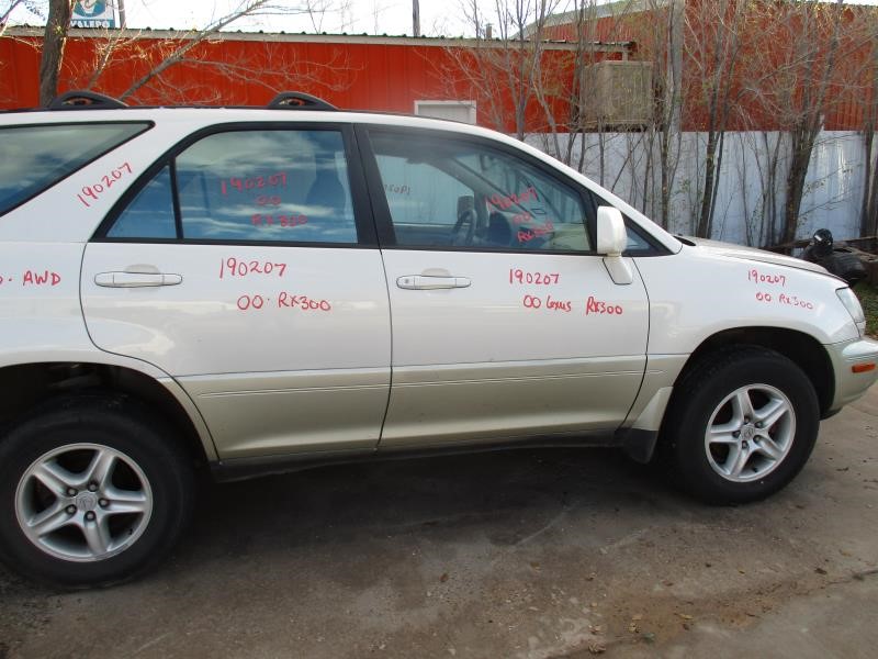https://f005.backblazeb2.com/file/img-partshotlines-com/Inventory/SW30/Vehicle/5969_06.jpg