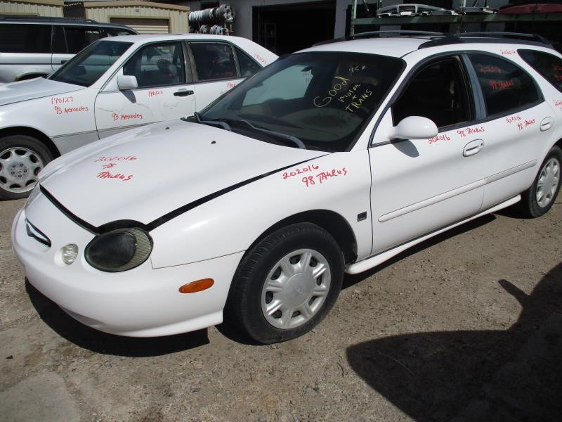 https://f005.backblazeb2.com/file/img-partshotlines-com/Inventory/SW30/Vehicle/6128_02.jpg